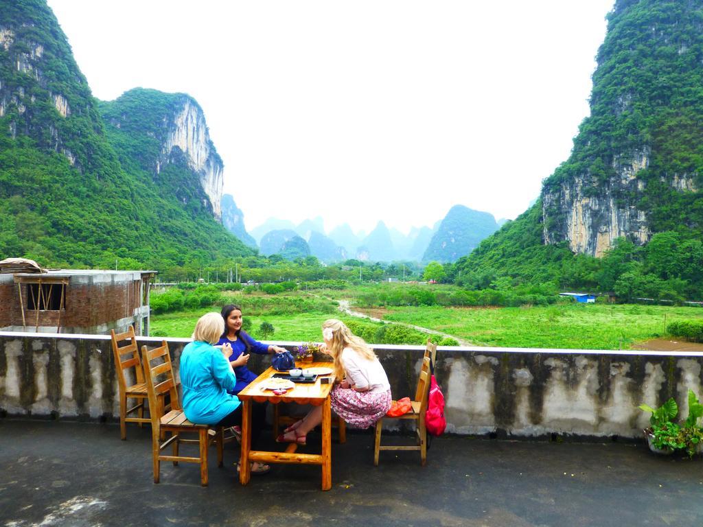 Yangshuo Moon Resort Hotel מראה חיצוני תמונה
