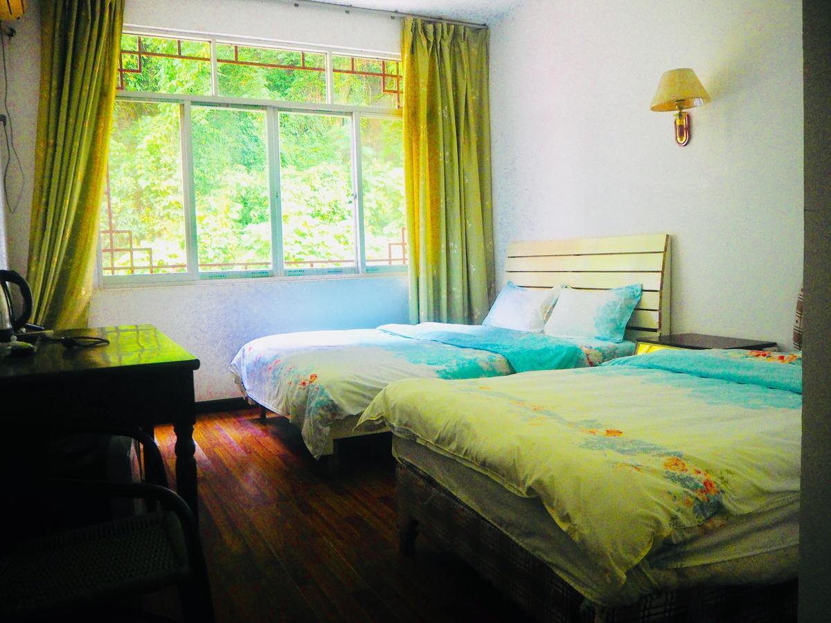 Yangshuo Moon Resort Hotel מראה חיצוני תמונה